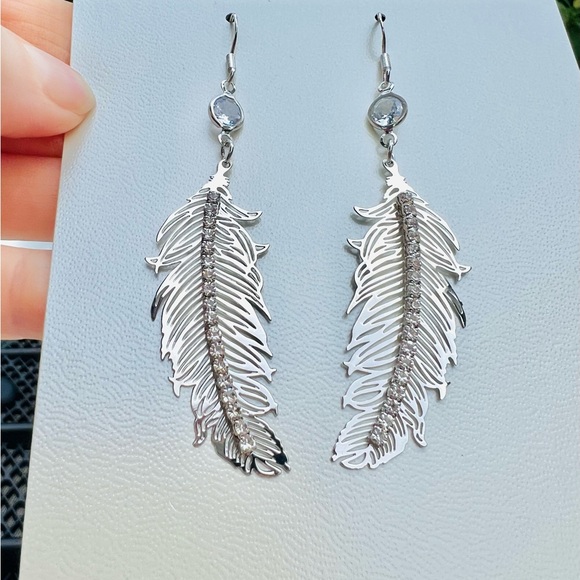Bling Feather Earrings - Picture 10 of 10
